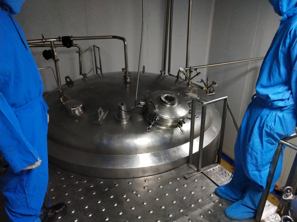 Automatic Liquid Manufacturing Vessel - product photo 3